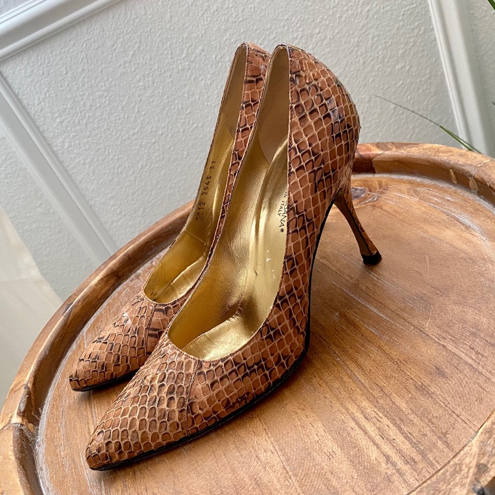 💕 Dolce & Gabbana Python Pumps - Picture 5 of 7